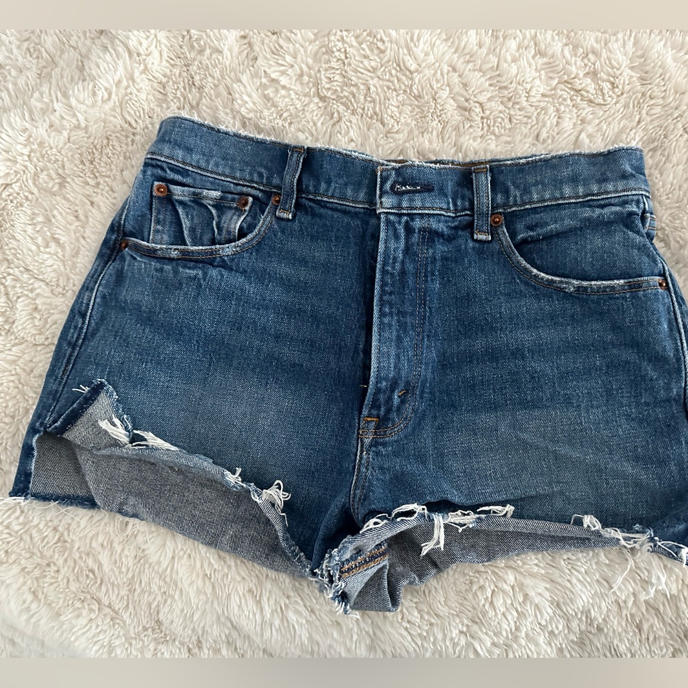 Abercrombie mom short